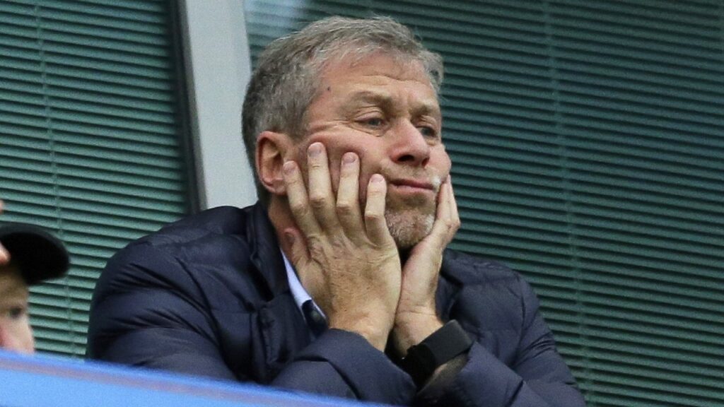 Chelsea’s Bank Accounts Suspended, But Abramovich Goes On With Selling Plans