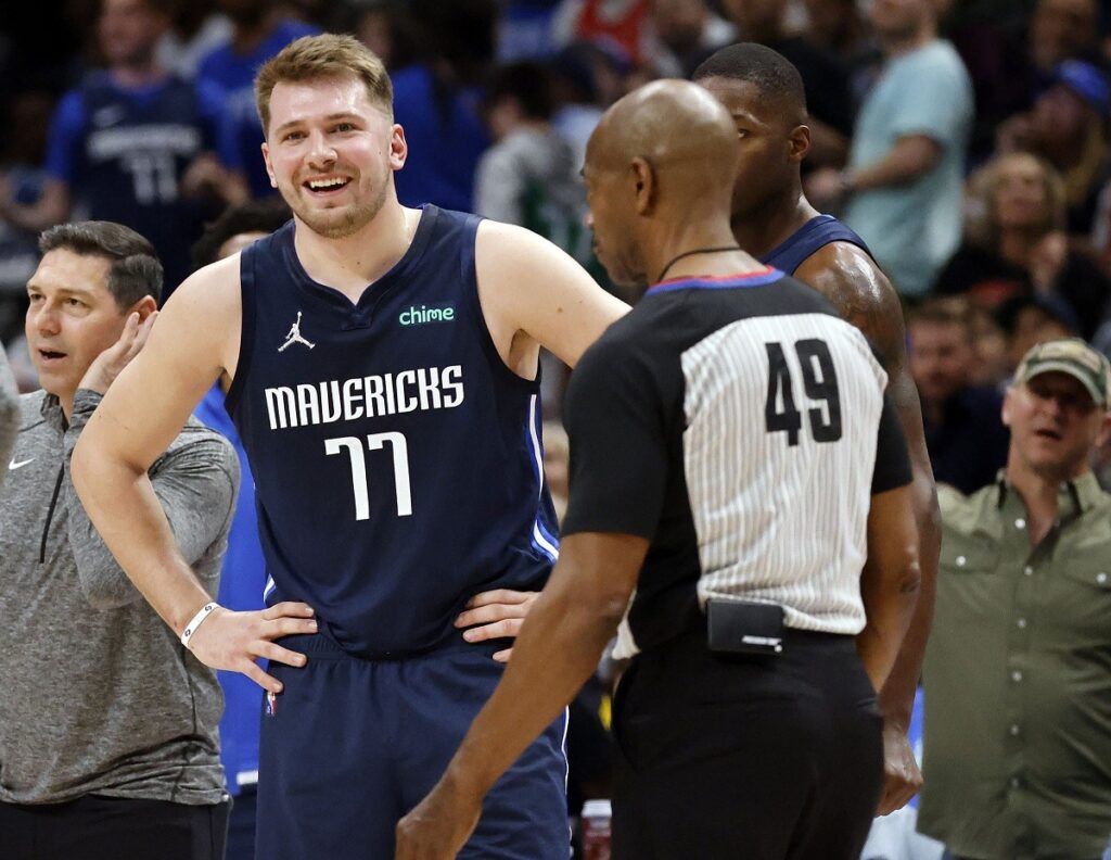 Luka Doncic to Play in Season Finale, NBA Rescinds One-Game Suspension