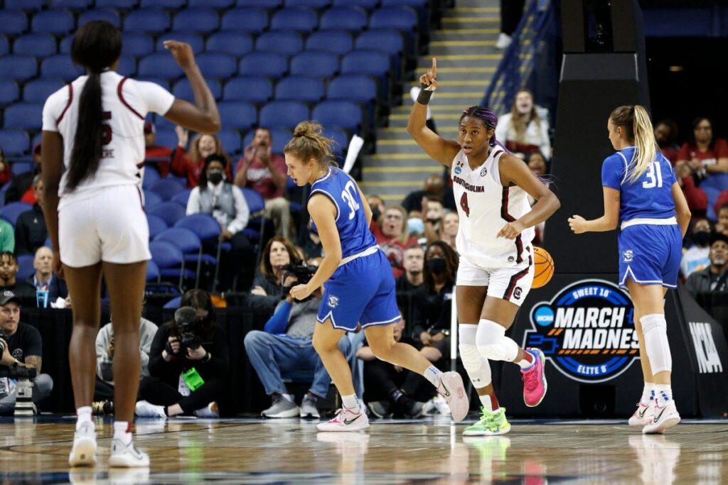 Women’s Final Four Odds: Stanford Closing in on Repeat, South Carolina Favored for Title