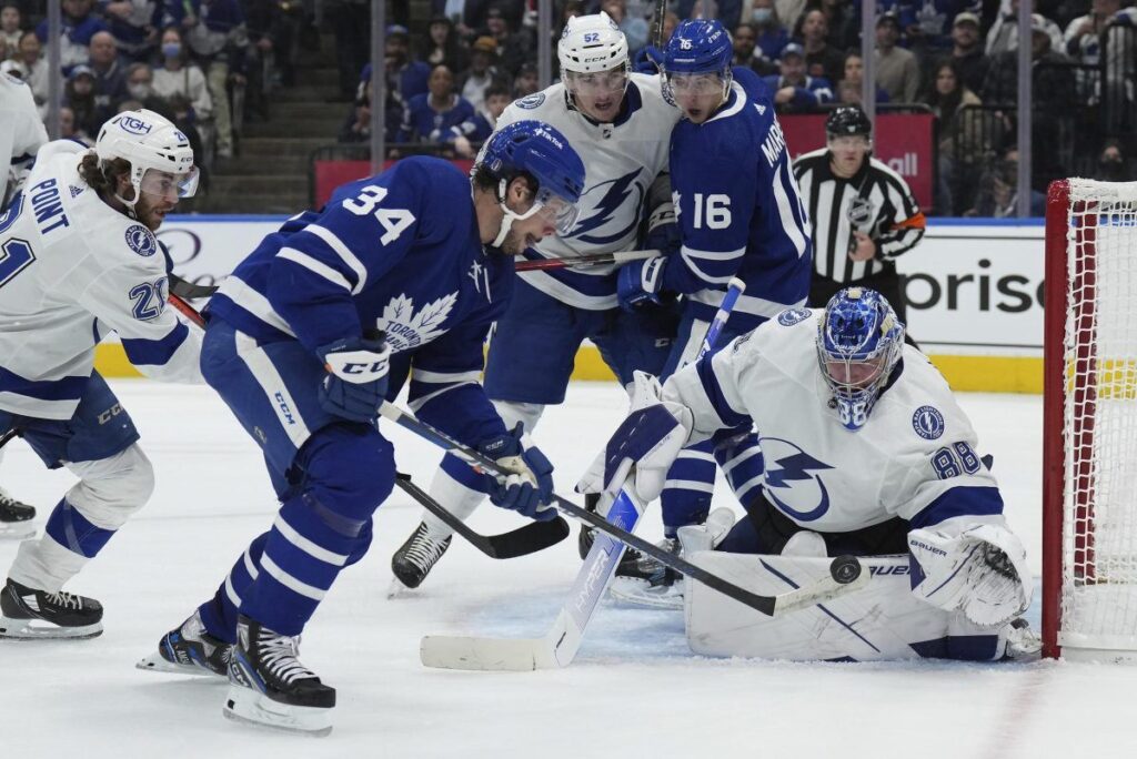 Lightning Try to Keep Stanley Cup Defense Alive in Game 6 vs. Maple Leafs