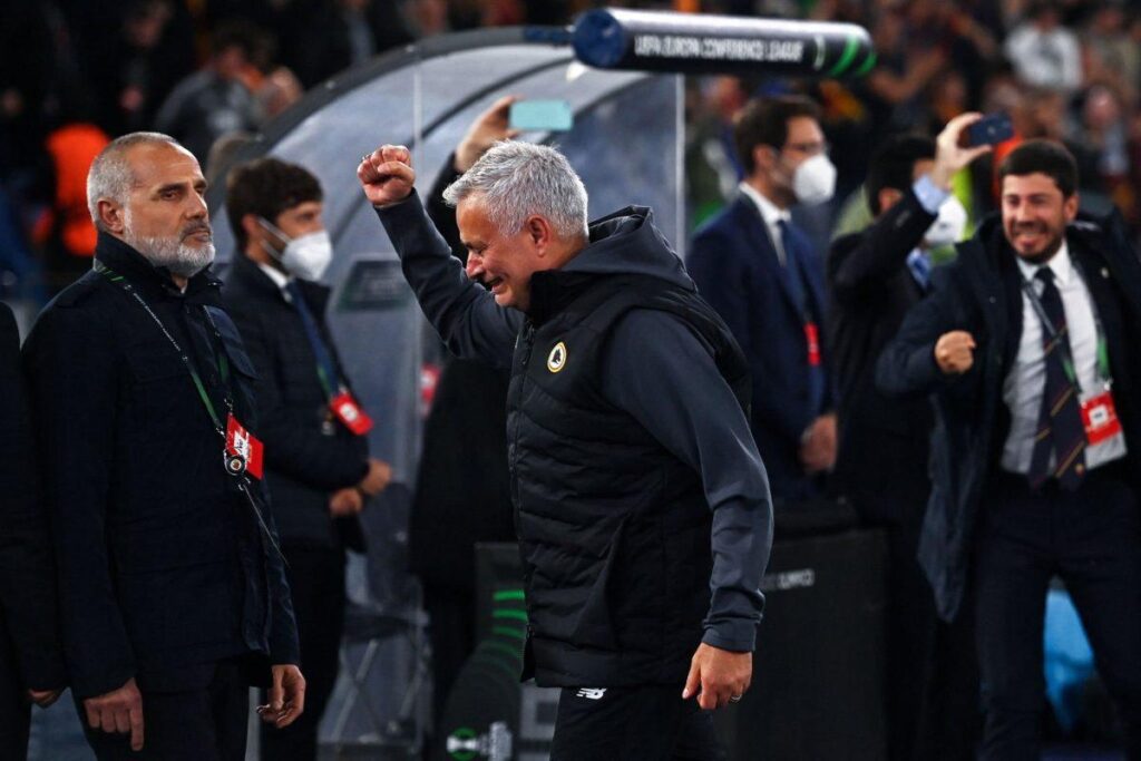 Mourinho in Tears after Roma Reaches Conference League Final