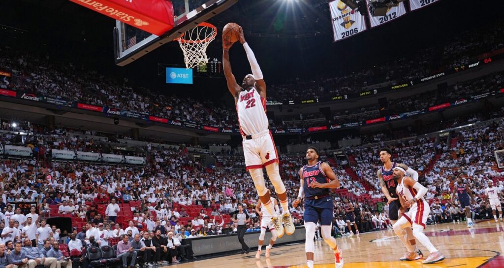 NBA Futures: Miami Heat, Phoenix Suns Lead Conference Odds Betting
