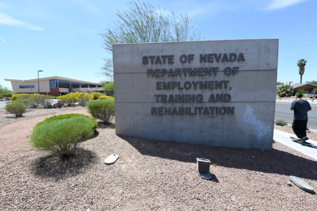 Nevada Casinos Help Reduce State Unemployment, Las Vegas Adds 4,800 Jobs
