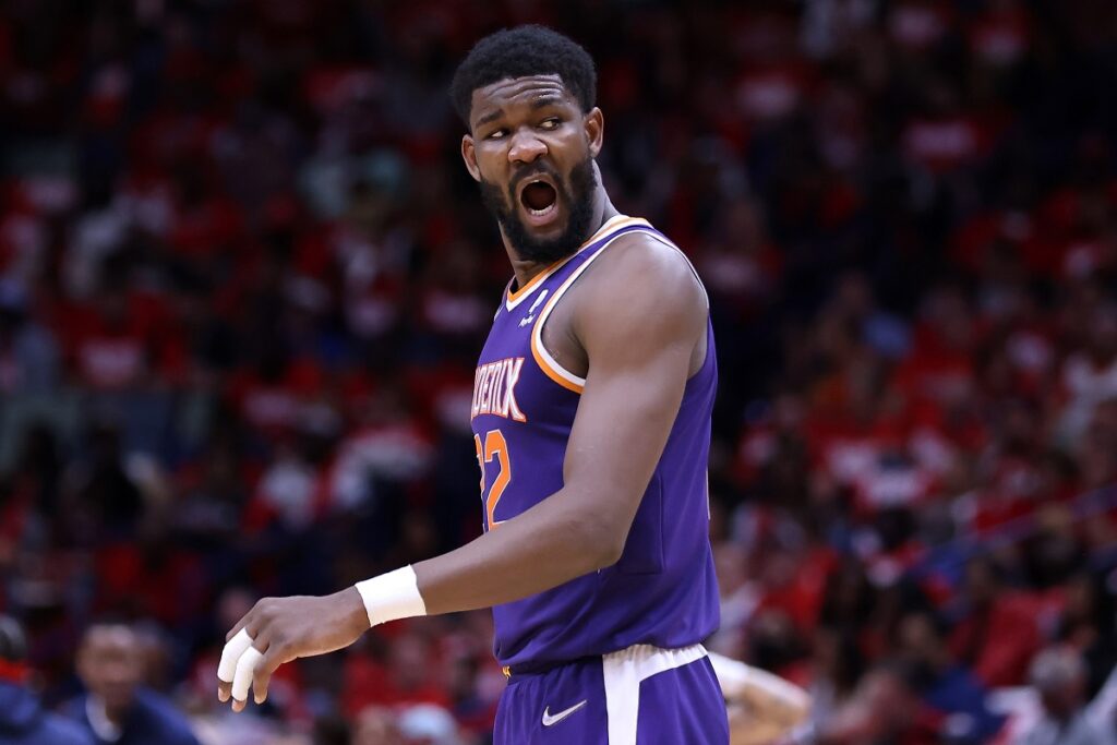 Prop Bet: Will Deandre Ayton Stay with the Suns, or Go to the Pistons?