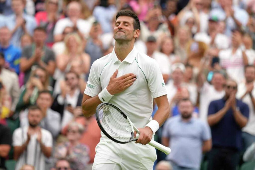Wimbledon Odds: Top Seeds Survive Tough Tests on Monday; Collins, Hurkacz Out in First Round