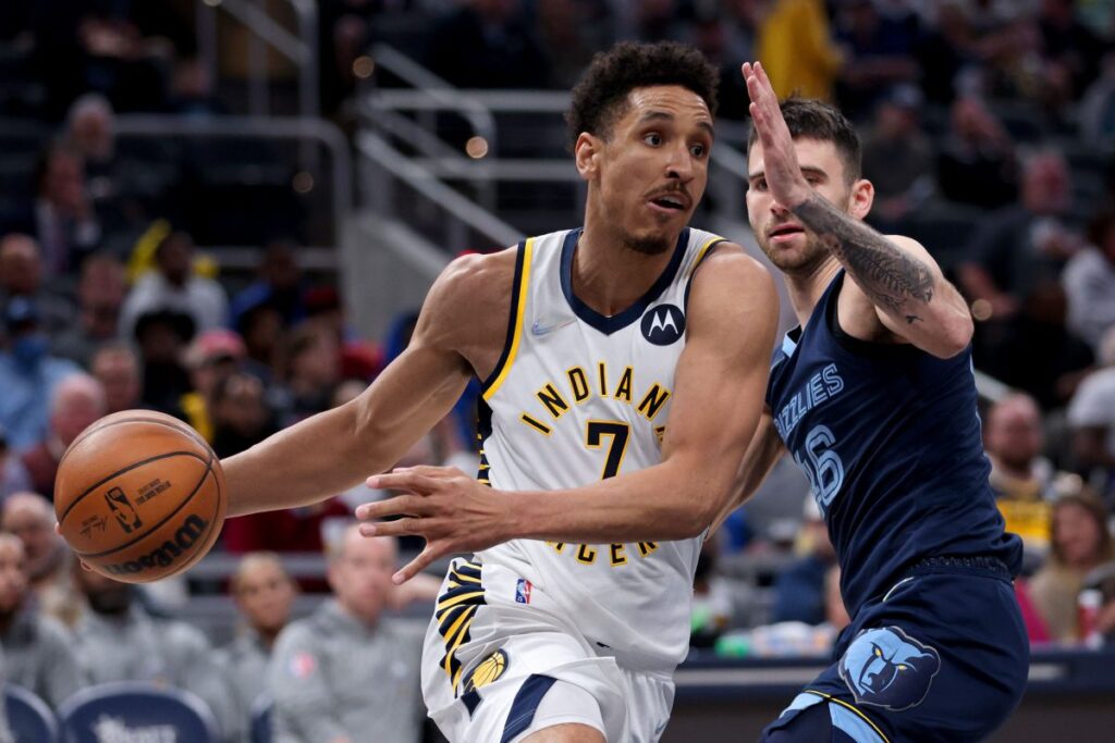 Indiana Pacers Trade Malcom Brogdon to Boston Celtics for First-Round Pick, 4 Players