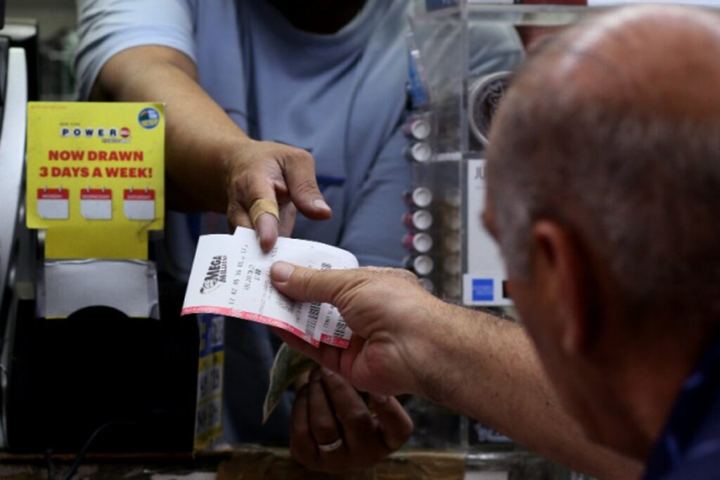 Mega Millions $1.337B Winner Yet to Come Forward a Month After Hitting Jackpot