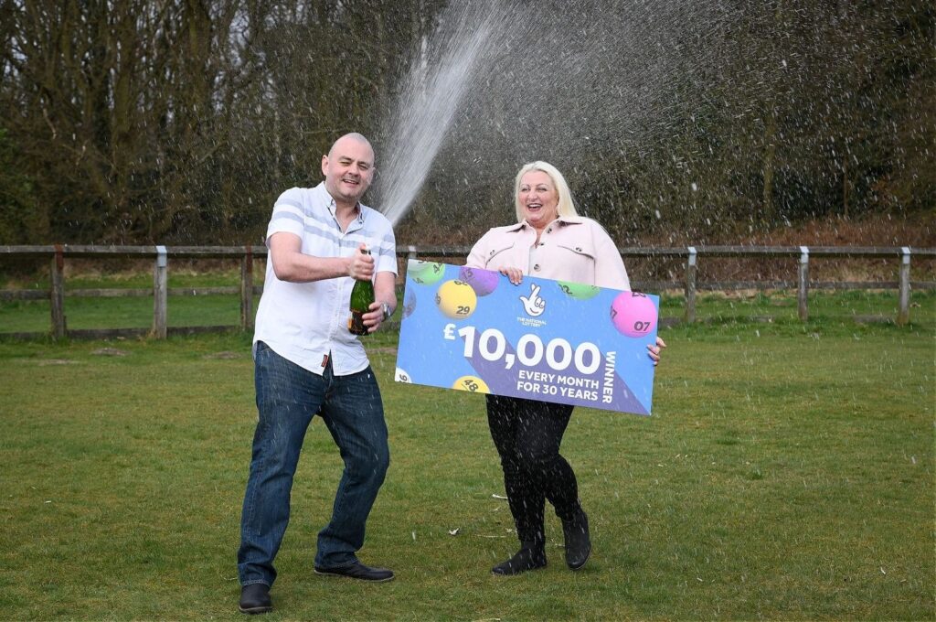 UK Couple Wins Lifetime Lottery Payout, but Split Leaves One Empty-Handed