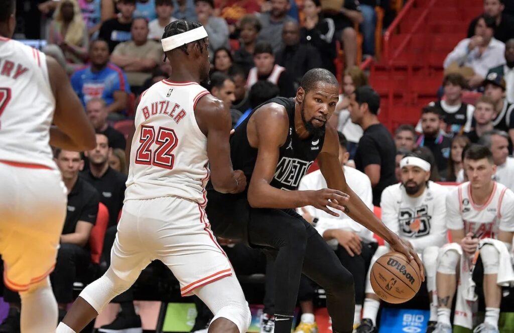 Kevin Durant, Brooklyn Nets Star, Out a Month with Another MCL Sprain