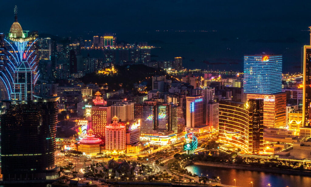 Macau Casinos Dealt Problematic Hand with Nongaming Obligations: Analyst
